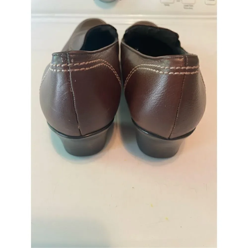 Munro Brown Shoes (SZ 8.5)